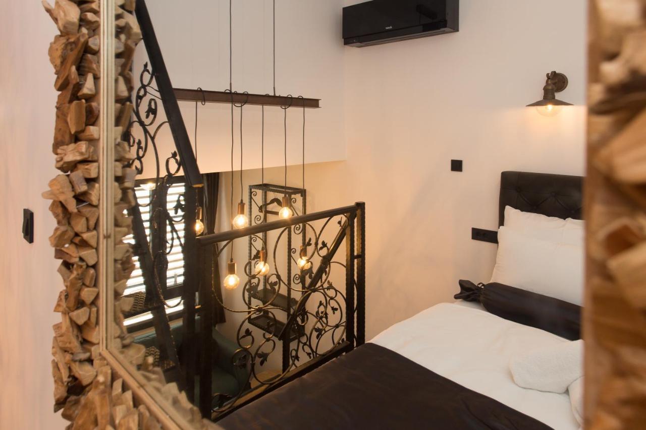 Amaizing Apartment Near Airport Kaštel Štafilić Exteriör bild