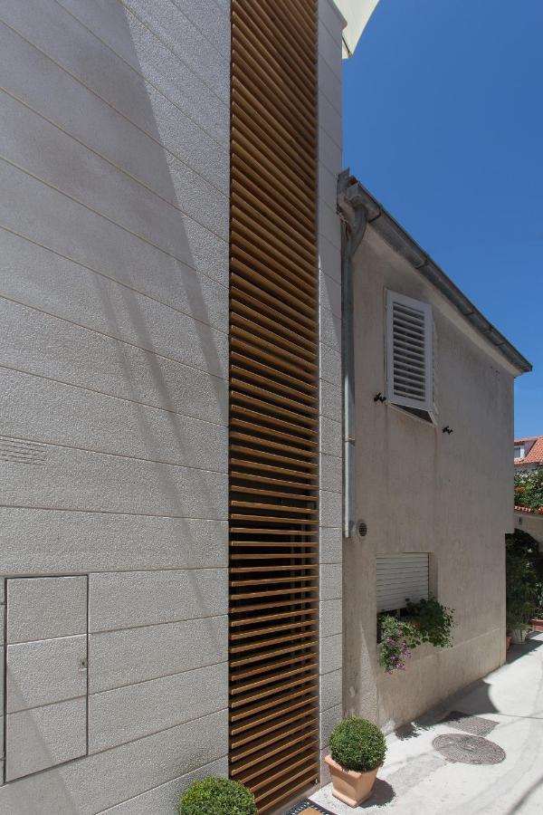 Amaizing Apartment Near Airport Kaštel Štafilić Exteriör bild