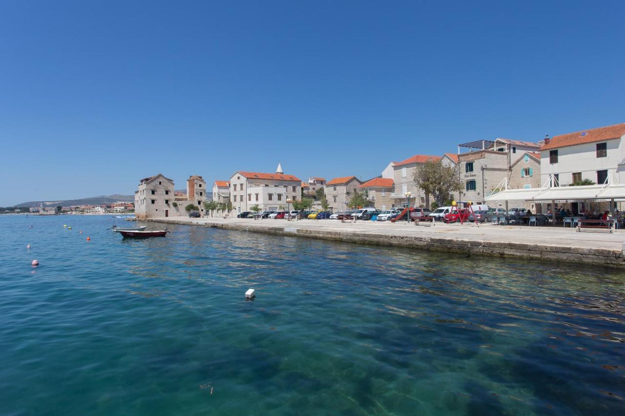 Amaizing Apartment Near Airport Kaštel Štafilić Exteriör bild