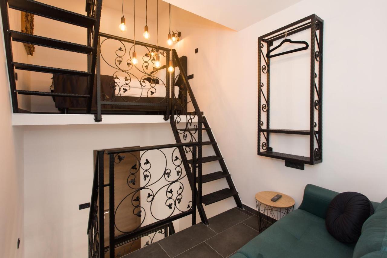 Amaizing Apartment Near Airport Kaštel Štafilić Exteriör bild